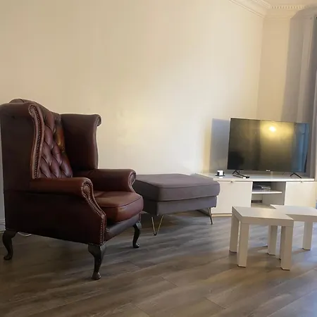 Ag Immobilier 75 * Paryż