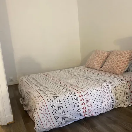 Ag Immobilier 75 * Париж